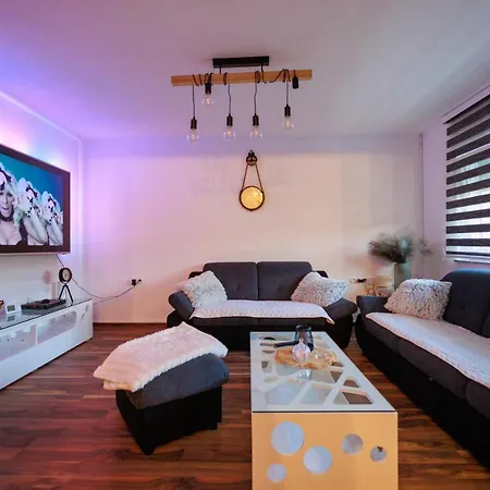 فيلة Lux House Dzanan