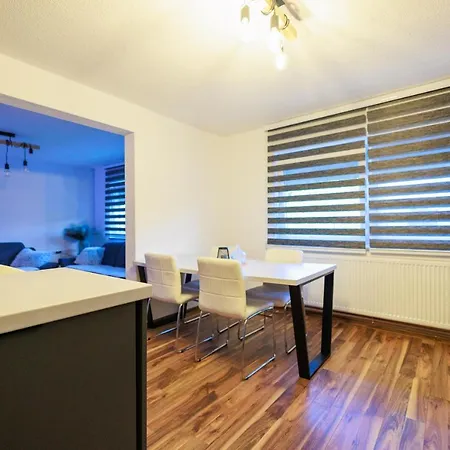 فيلة Lux House Dzanan
